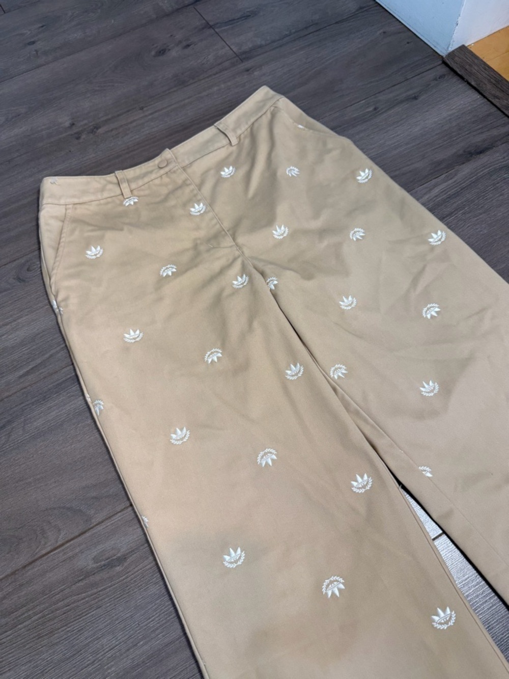 ADIDAS chino pants- Beige Wide-Leg Embroidered Pants - Picture 3 of 6